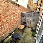 2 Bedroom Apartment In Se13