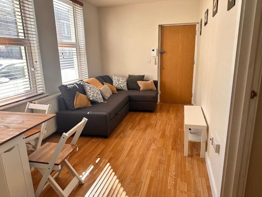 Appartamento 2 Bedroom In Se13 *