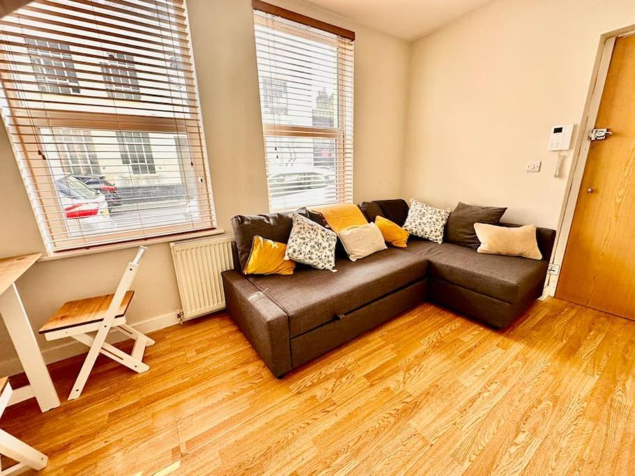 Appartamento 2 Bedroom In Se13 *